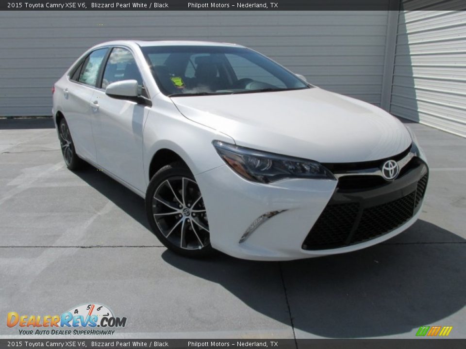 2015 Toyota Camry XSE V6 Blizzard Pearl White / Black Photo #2