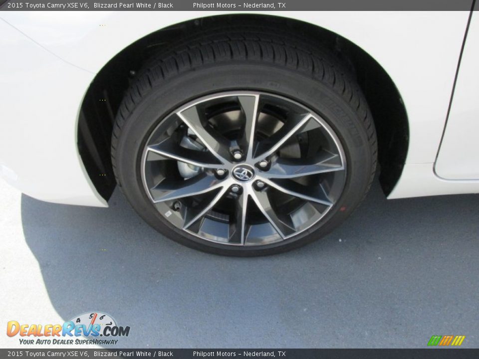 2015 Toyota Camry XSE V6 Blizzard Pearl White / Black Photo #11