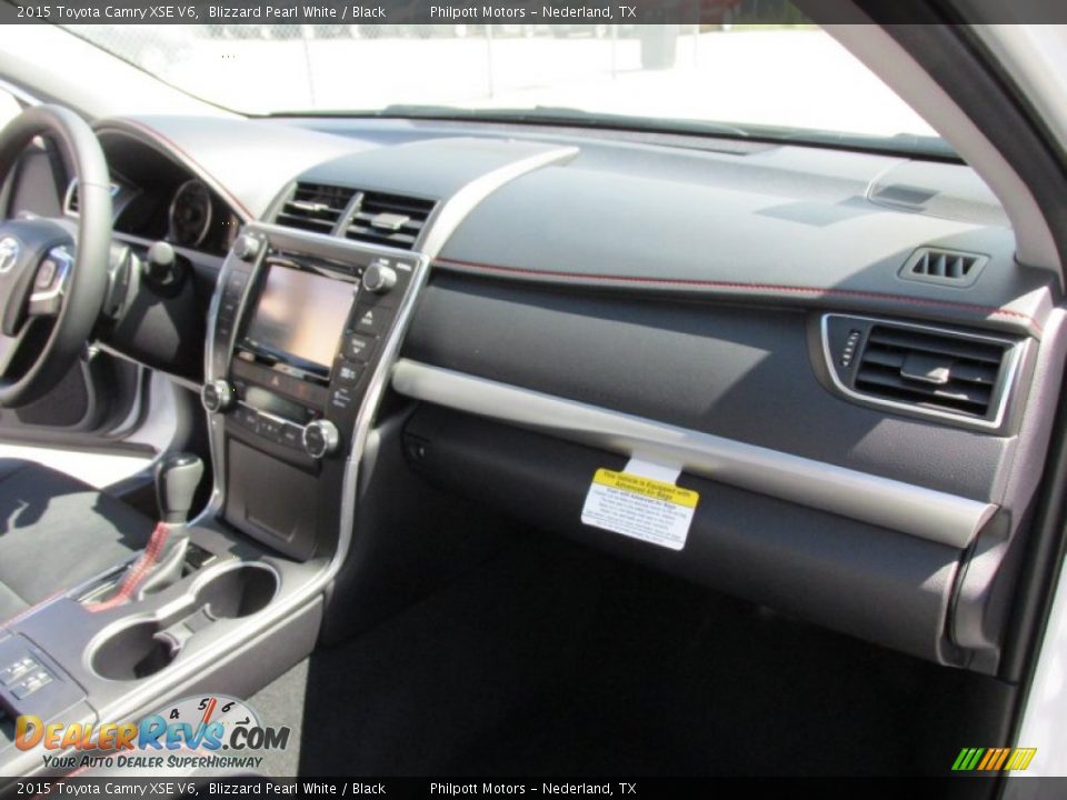 2015 Toyota Camry XSE V6 Blizzard Pearl White / Black Photo #16