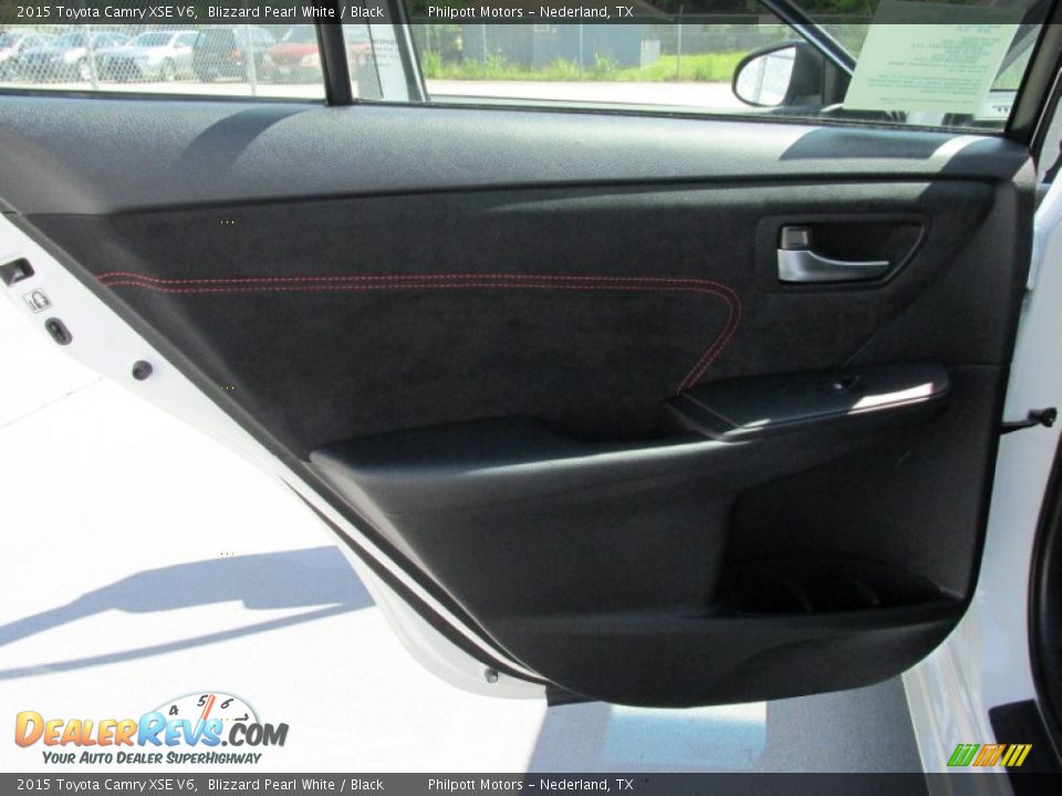 2015 Toyota Camry XSE V6 Blizzard Pearl White / Black Photo #17