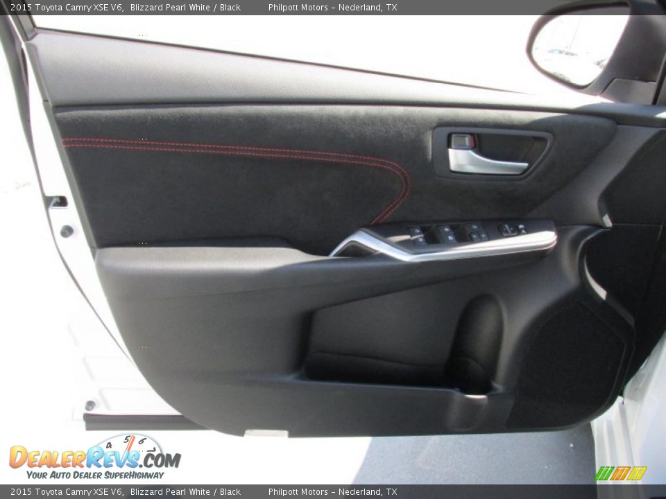 2015 Toyota Camry XSE V6 Blizzard Pearl White / Black Photo #19