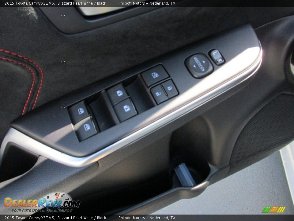 2015 Toyota Camry XSE V6 Blizzard Pearl White / Black Photo #20