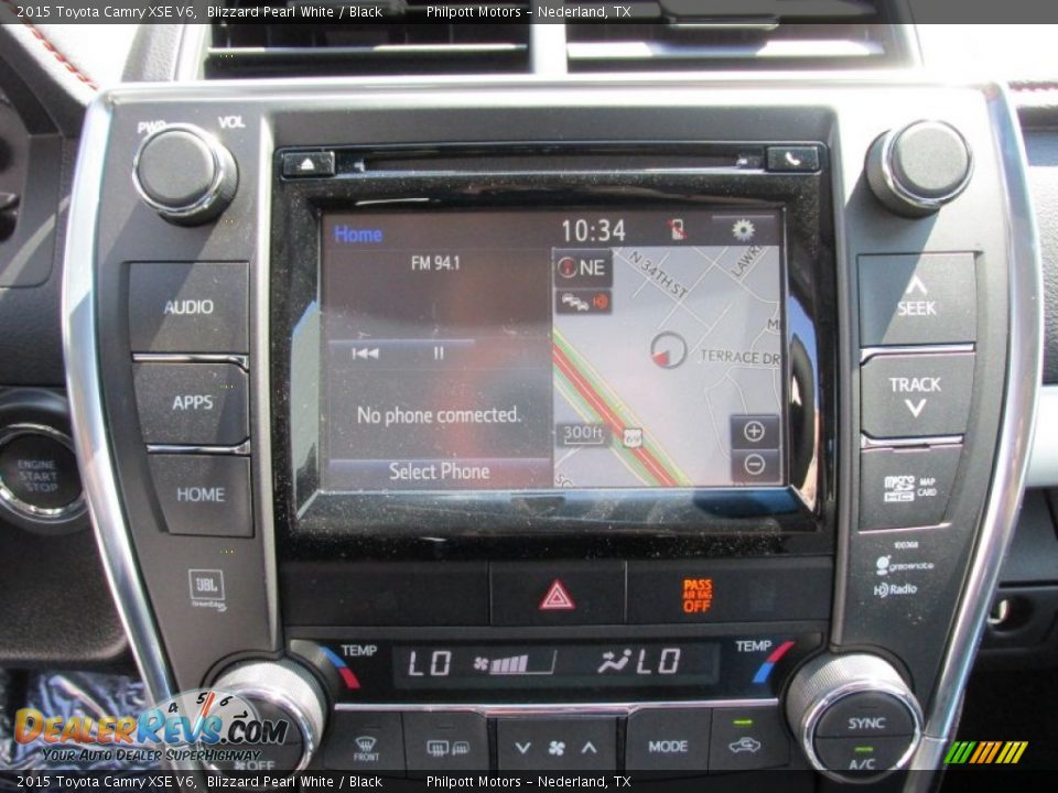 2015 Toyota Camry XSE V6 Blizzard Pearl White / Black Photo #26