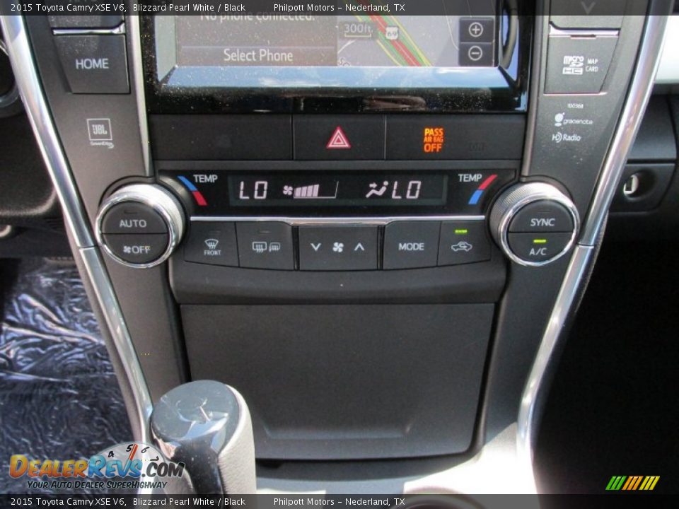 2015 Toyota Camry XSE V6 Blizzard Pearl White / Black Photo #27