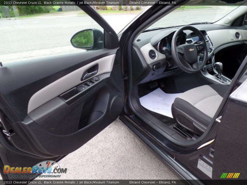 2013 Chevrolet Cruze LS Black Granite Metallic / Jet Black/Medium Titanium Photo #12