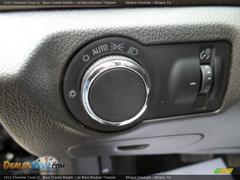 2013 Chevrolet Cruze LS Black Granite Metallic / Jet Black/Medium Titanium Photo #20