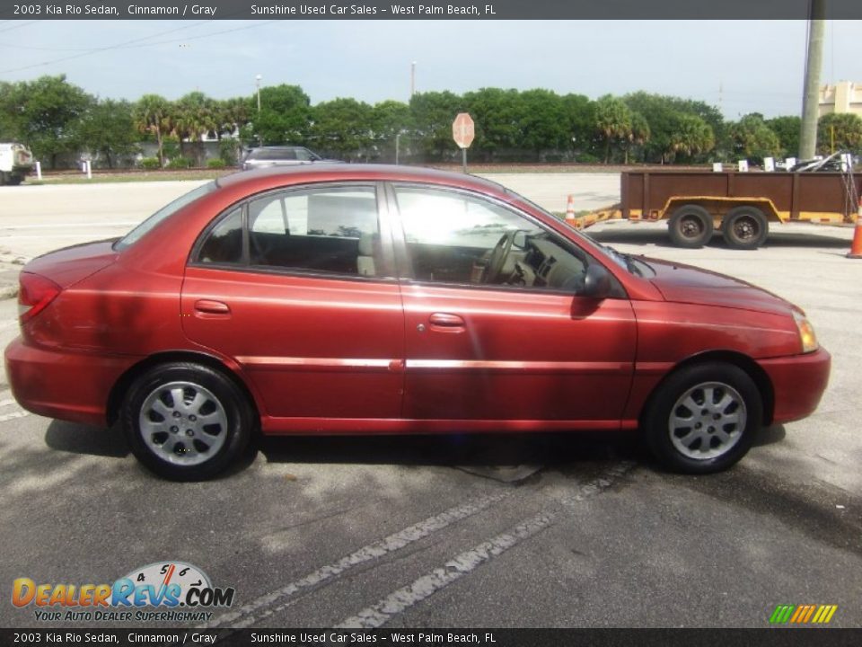 2003 Kia Rio Sedan Cinnamon / Gray Photo #5