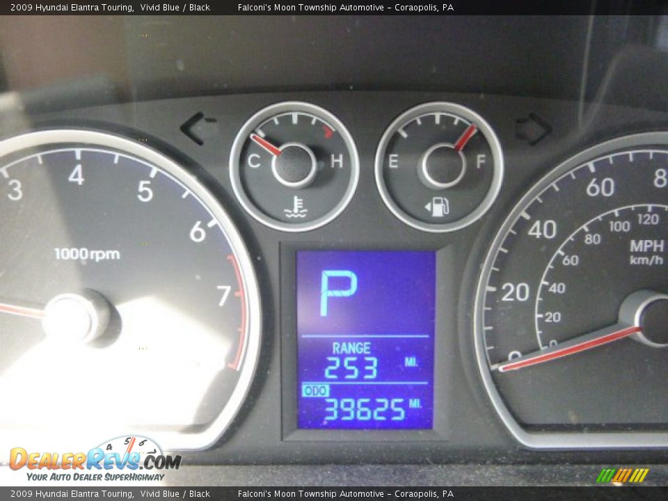 2009 Hyundai Elantra Touring Vivid Blue / Black Photo #5