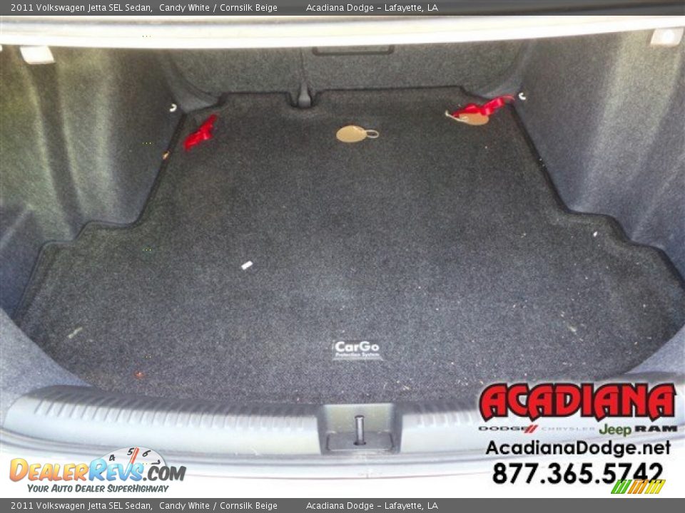 2011 Volkswagen Jetta SEL Sedan Candy White / Cornsilk Beige Photo #7