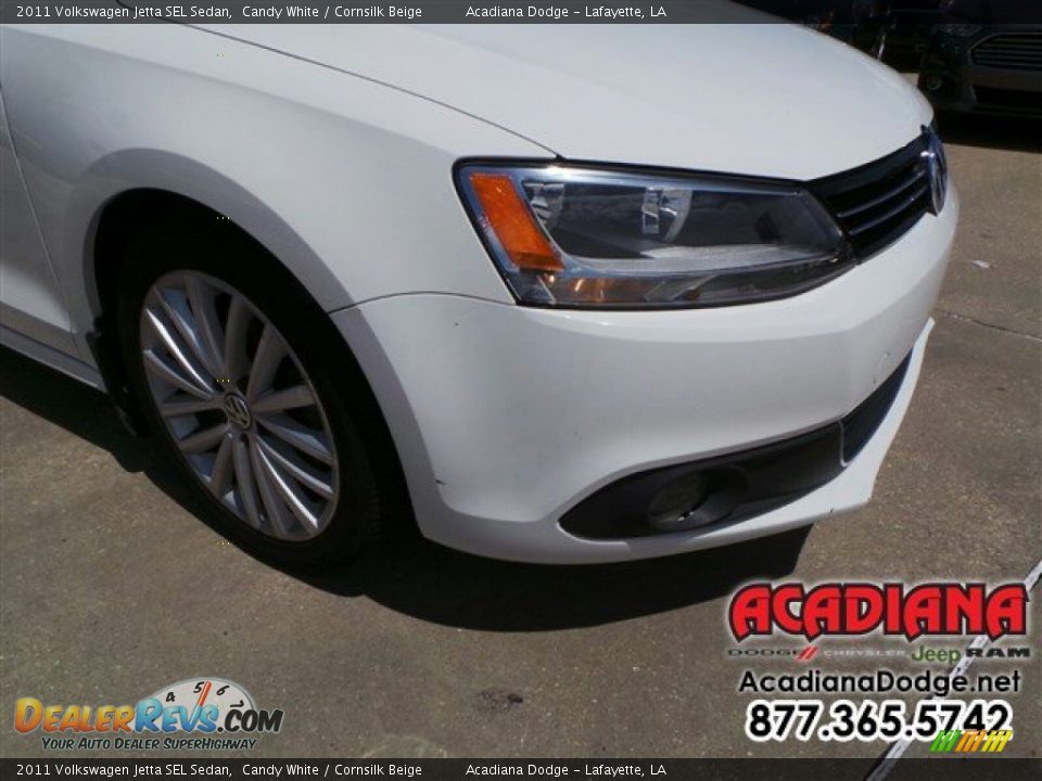 2011 Volkswagen Jetta SEL Sedan Candy White / Cornsilk Beige Photo #12