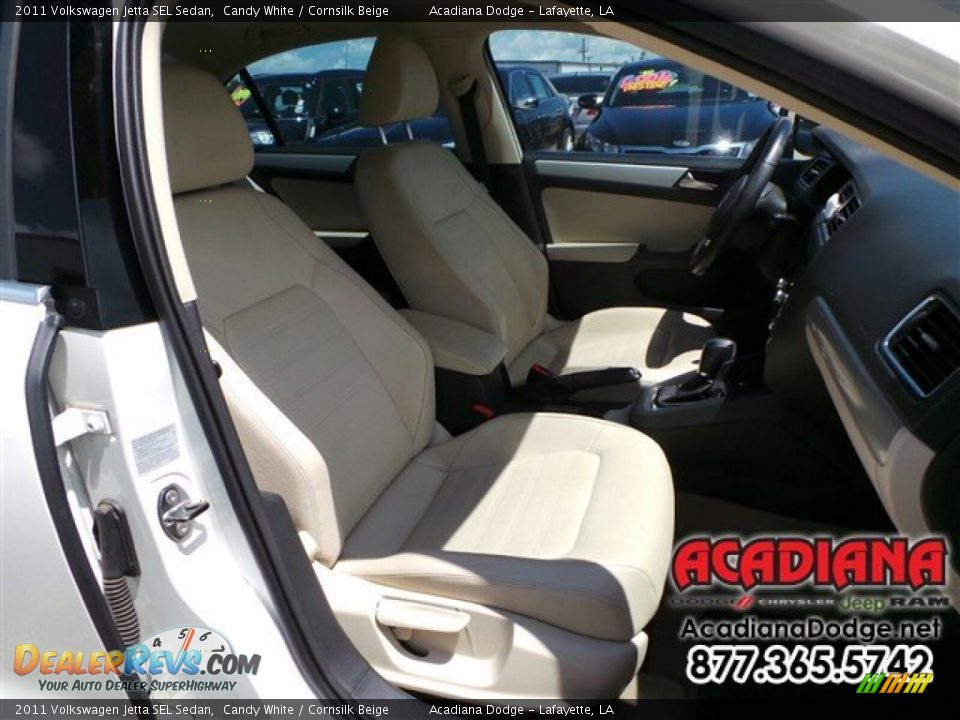 2011 Volkswagen Jetta SEL Sedan Candy White / Cornsilk Beige Photo #23