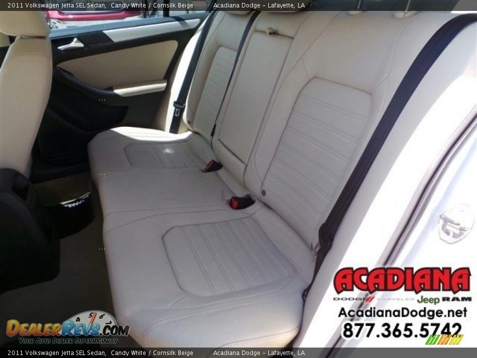 2011 Volkswagen Jetta SEL Sedan Candy White / Cornsilk Beige Photo #26