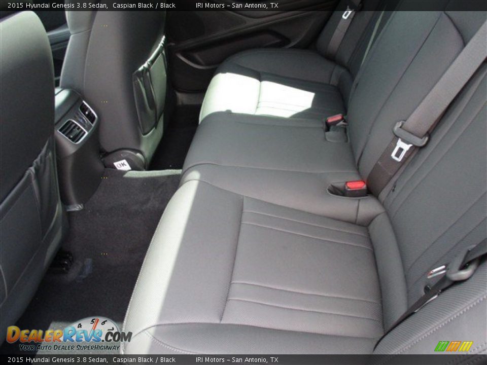2015 Hyundai Genesis 3.8 Sedan Caspian Black / Black Photo #12