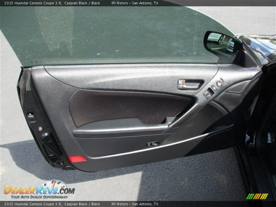 Door Panel of 2015 Hyundai Genesis Coupe 3.8 Photo #11