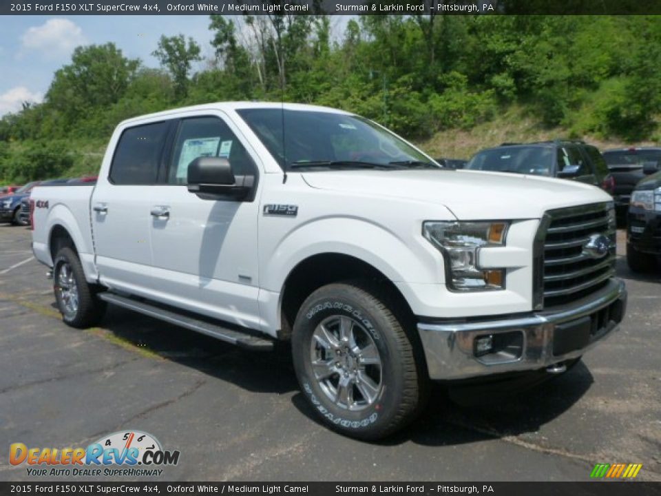 Front 3/4 View of 2015 Ford F150 XLT SuperCrew 4x4 Photo #1