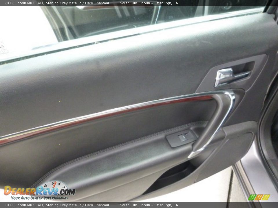 2012 Lincoln MKZ FWD Sterling Gray Metallic / Dark Charcoal Photo #17
