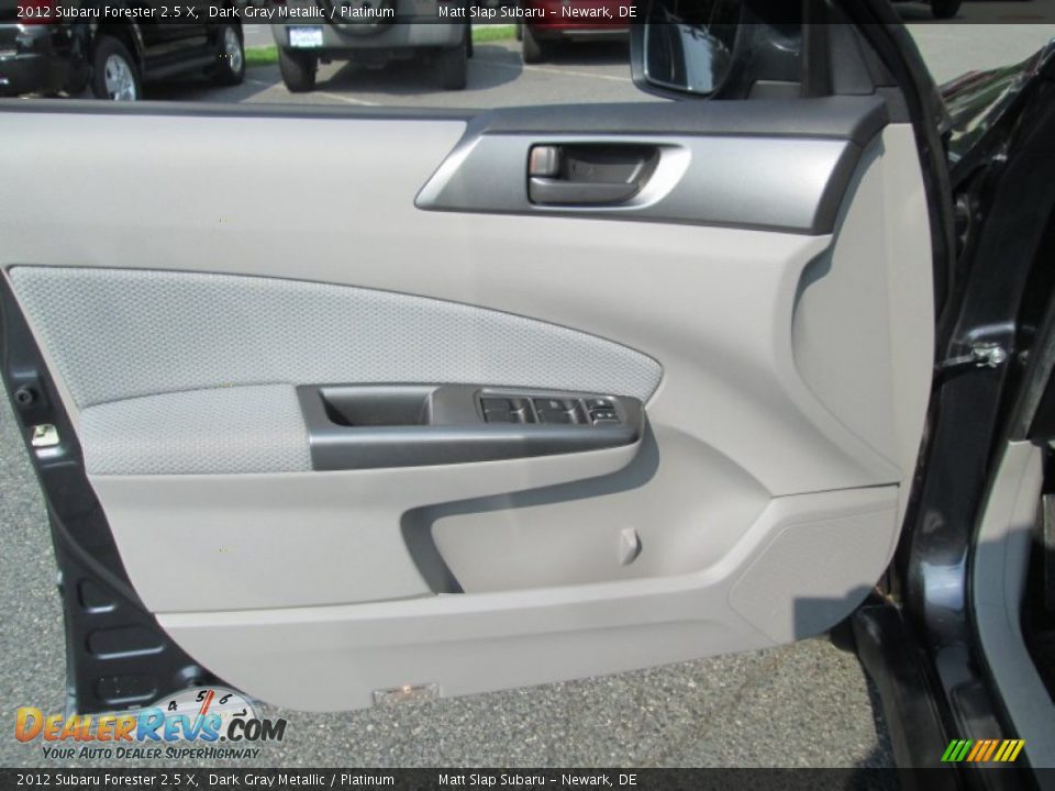 2012 Subaru Forester 2.5 X Dark Gray Metallic / Platinum Photo #12