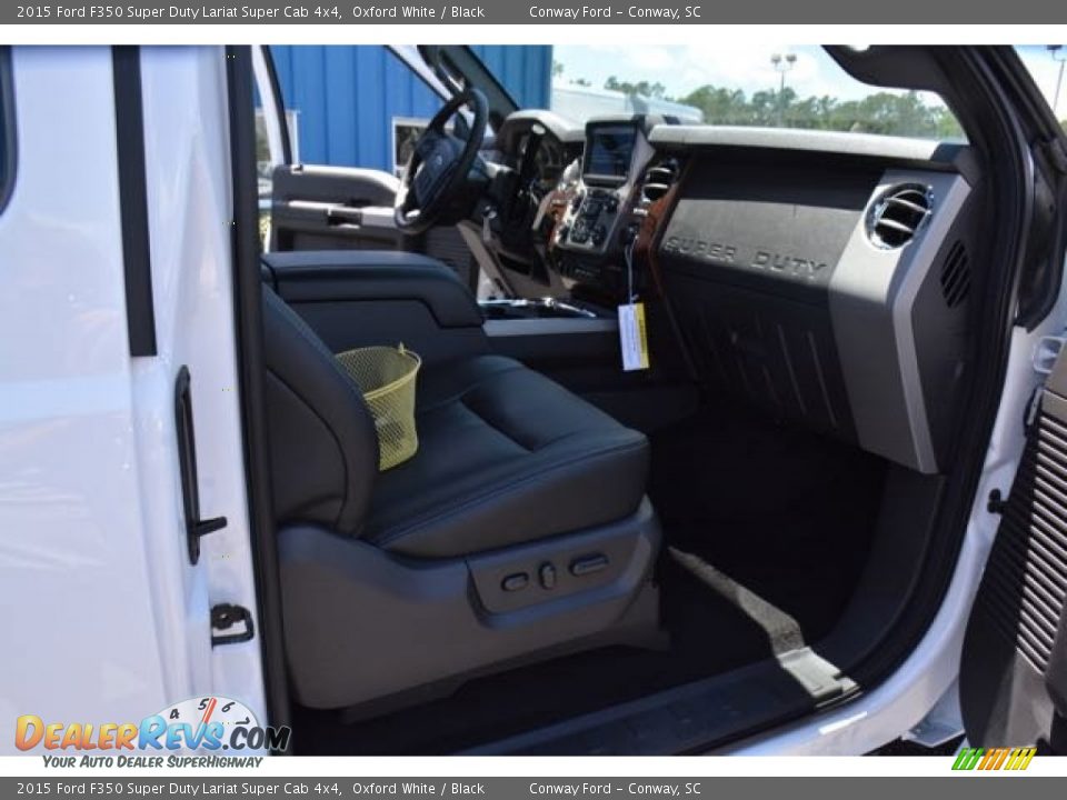 2015 Ford F350 Super Duty Lariat Super Cab 4x4 Oxford White / Black Photo #16