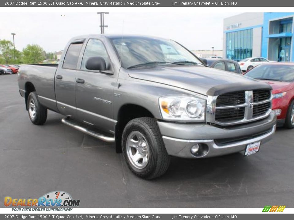 2007 Dodge Ram 1500 SLT Quad Cab 4x4 Mineral Gray Metallic / Medium Slate Gray Photo #2