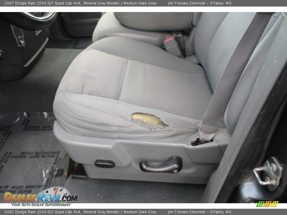 2007 Dodge Ram 1500 SLT Quad Cab 4x4 Mineral Gray Metallic / Medium Slate Gray Photo #16