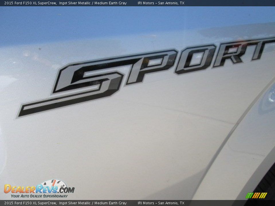 2015 Ford F150 XL SuperCrew Ingot Silver Metallic / Medium Earth Gray Photo #12