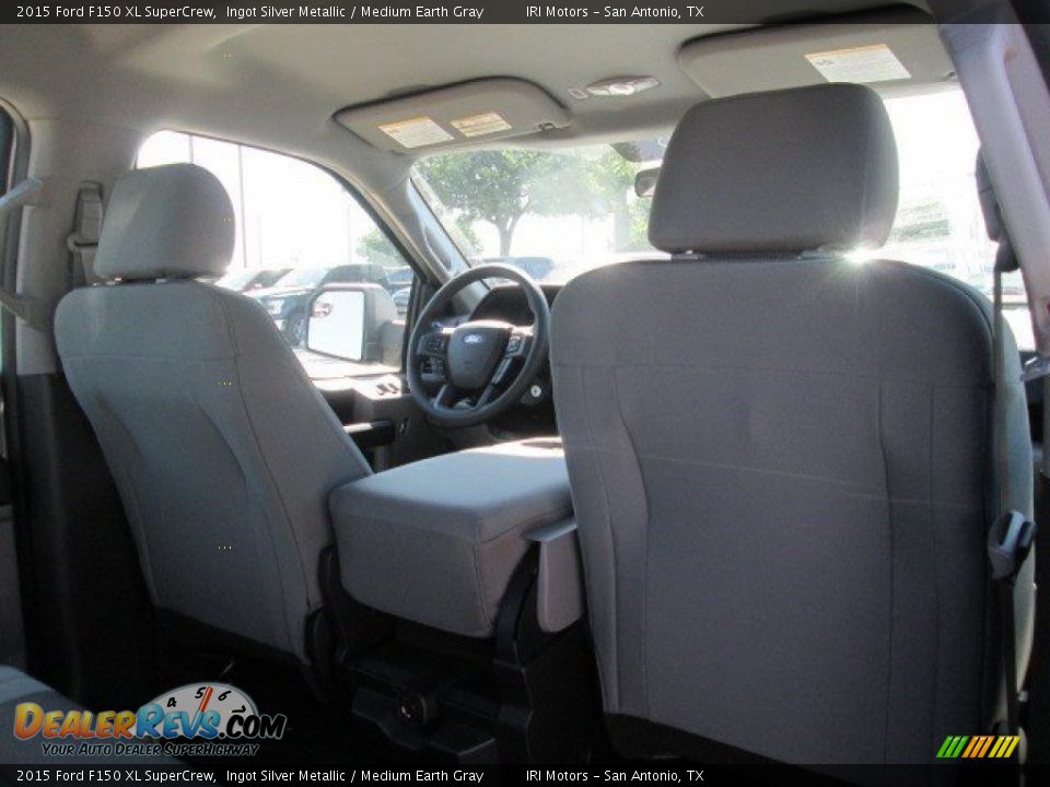 2015 Ford F150 XL SuperCrew Ingot Silver Metallic / Medium Earth Gray Photo #18