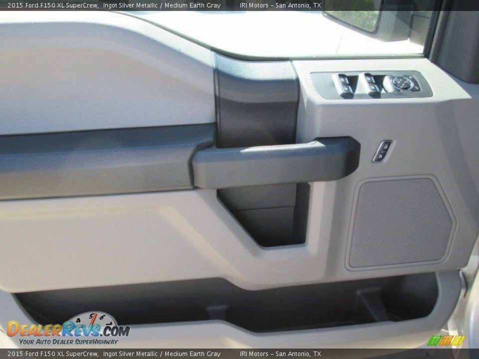 2015 Ford F150 XL SuperCrew Ingot Silver Metallic / Medium Earth Gray Photo #30