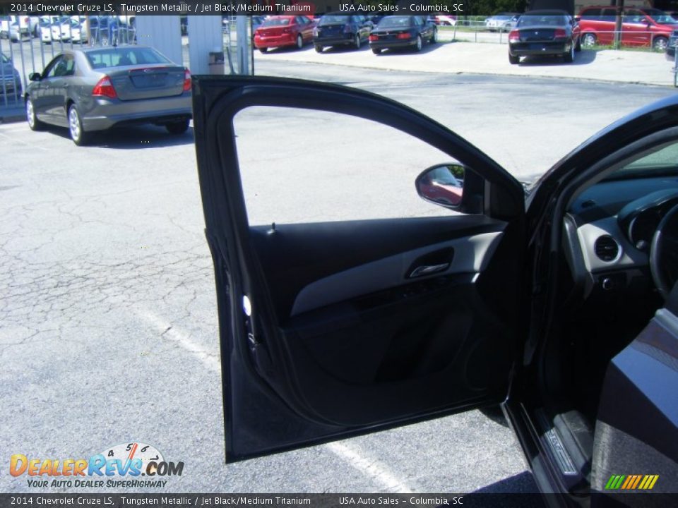 2014 Chevrolet Cruze LS Tungsten Metallic / Jet Black/Medium Titanium Photo #4