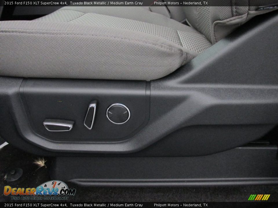 2015 Ford F150 XLT SuperCrew 4x4 Tuxedo Black Metallic / Medium Earth Gray Photo #25