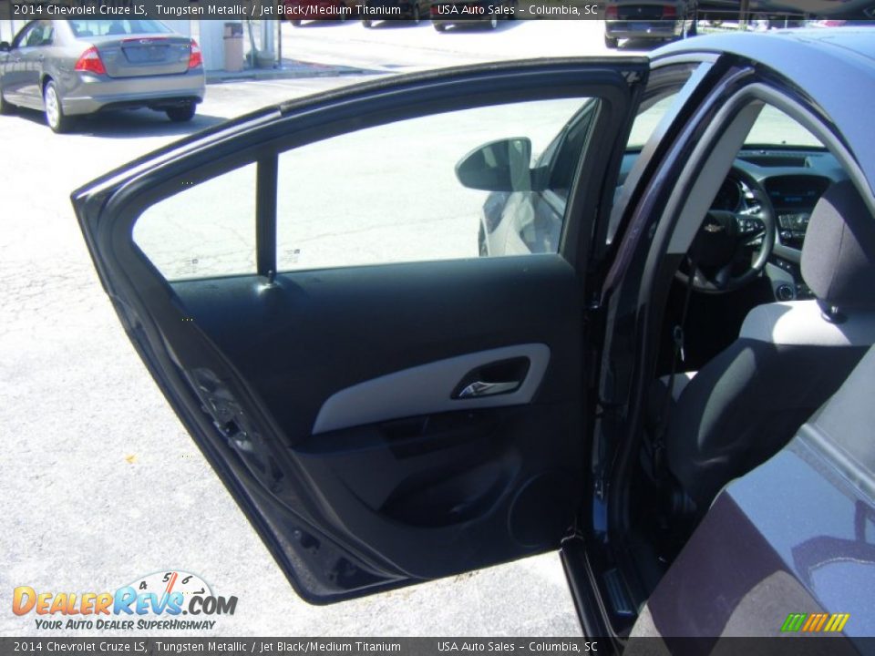 2014 Chevrolet Cruze LS Tungsten Metallic / Jet Black/Medium Titanium Photo #8