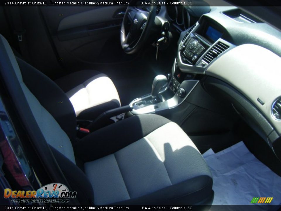 2014 Chevrolet Cruze LS Tungsten Metallic / Jet Black/Medium Titanium Photo #13