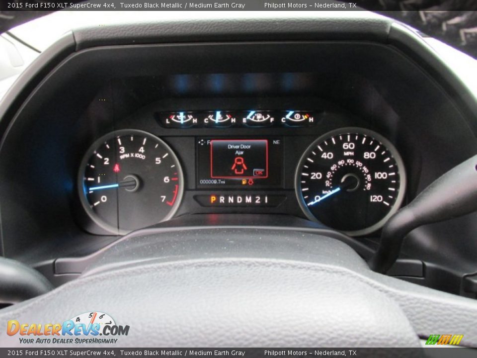 2015 Ford F150 XLT SuperCrew 4x4 Tuxedo Black Metallic / Medium Earth Gray Photo #33