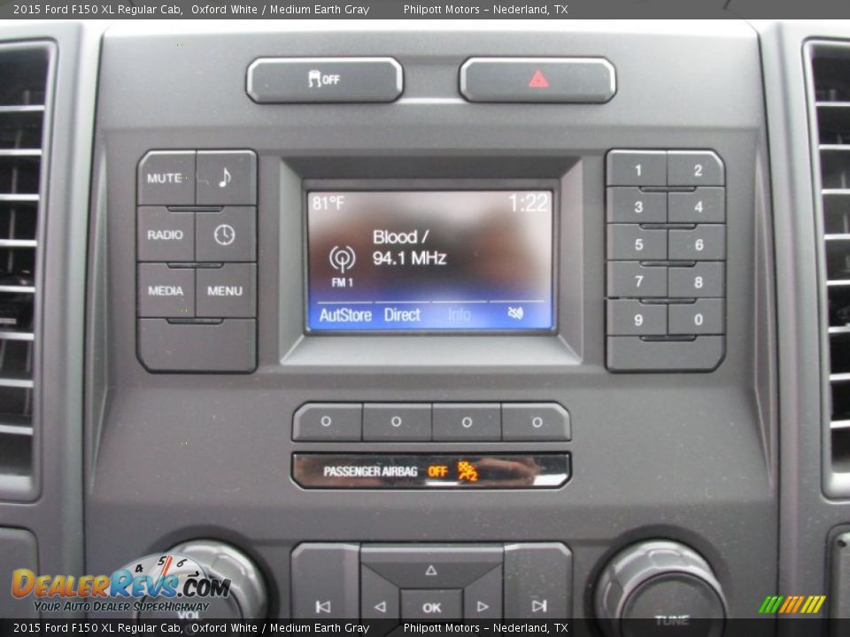 Controls of 2015 Ford F150 XL Regular Cab Photo #24