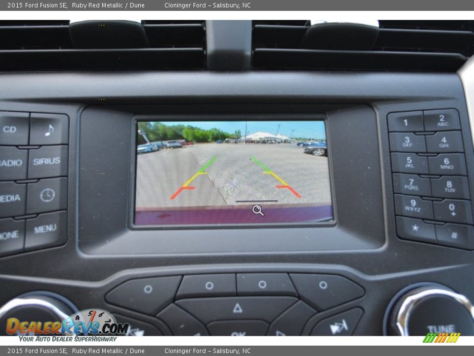 2015 Ford Fusion SE Ruby Red Metallic / Dune Photo #13