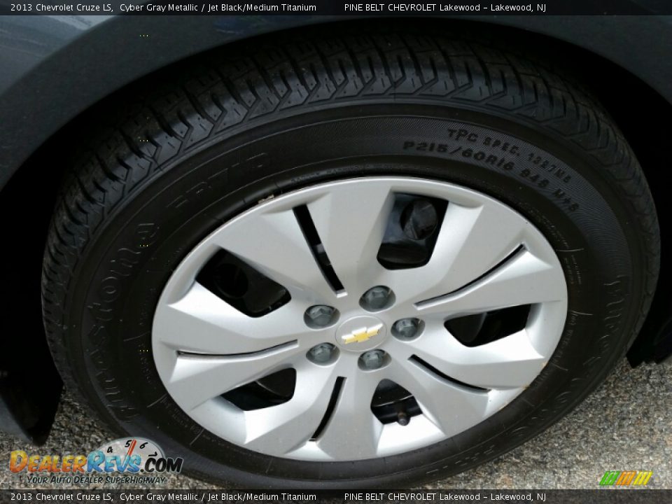2013 Chevrolet Cruze LS Cyber Gray Metallic / Jet Black/Medium Titanium Photo #4