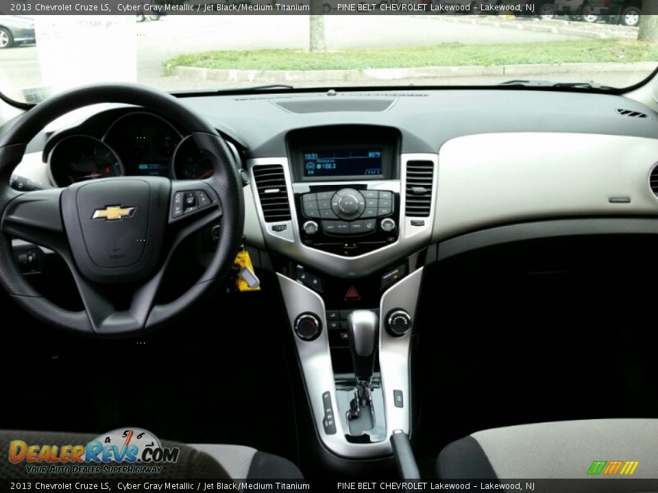 2013 Chevrolet Cruze LS Cyber Gray Metallic / Jet Black/Medium Titanium Photo #12