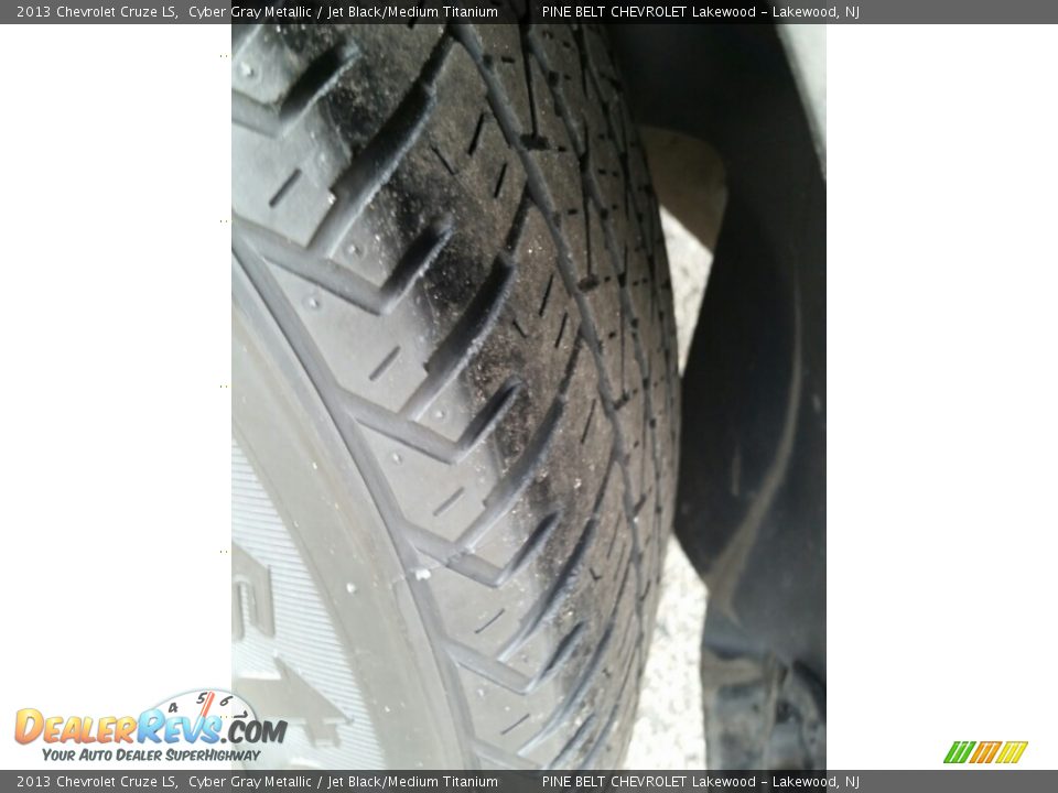2013 Chevrolet Cruze LS Cyber Gray Metallic / Jet Black/Medium Titanium Photo #20