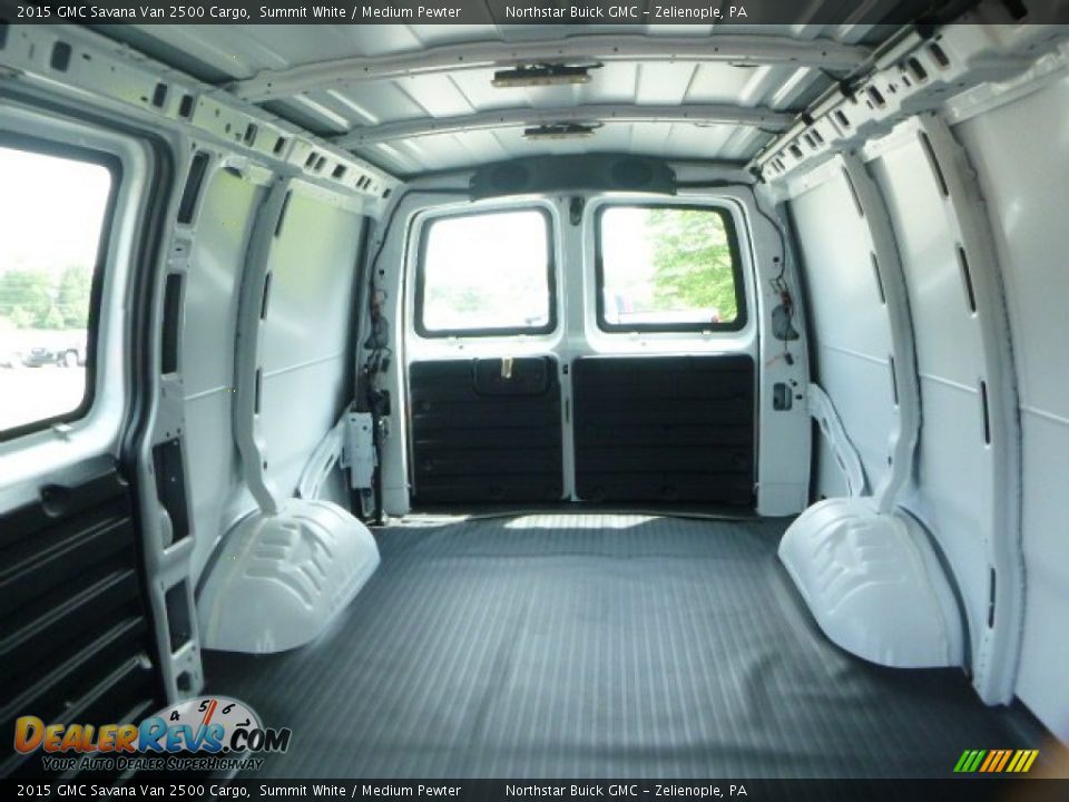 2015 GMC Savana Van 2500 Cargo Summit White / Medium Pewter Photo #17