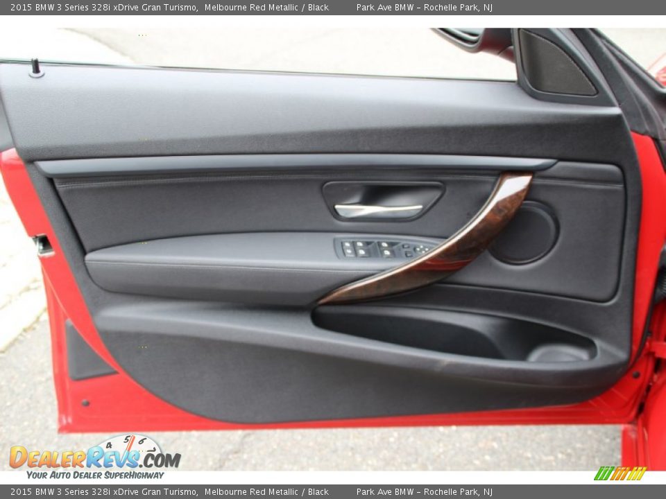Door Panel of 2015 BMW 3 Series 328i xDrive Gran Turismo Photo #9
