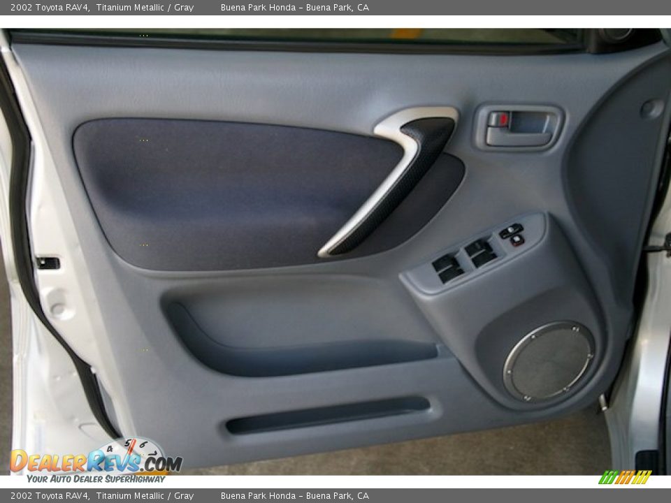 2002 Toyota RAV4 Titanium Metallic / Gray Photo #22