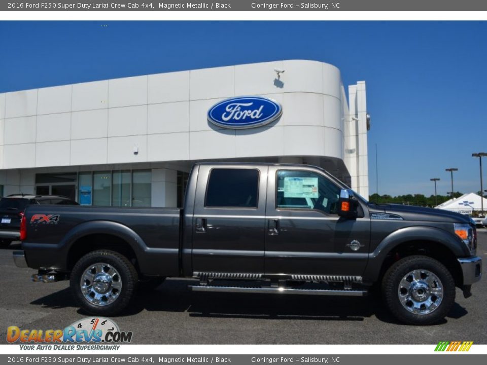 2016 Ford F250 Super Duty Lariat Crew Cab 4x4 Magnetic Metallic / Black Photo #2