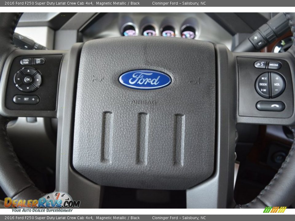 2016 Ford F250 Super Duty Lariat Crew Cab 4x4 Magnetic Metallic / Black Photo #22
