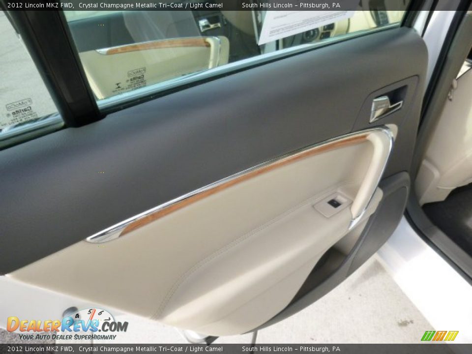 2012 Lincoln MKZ FWD Crystal Champagne Metallic Tri-Coat / Light Camel Photo #17