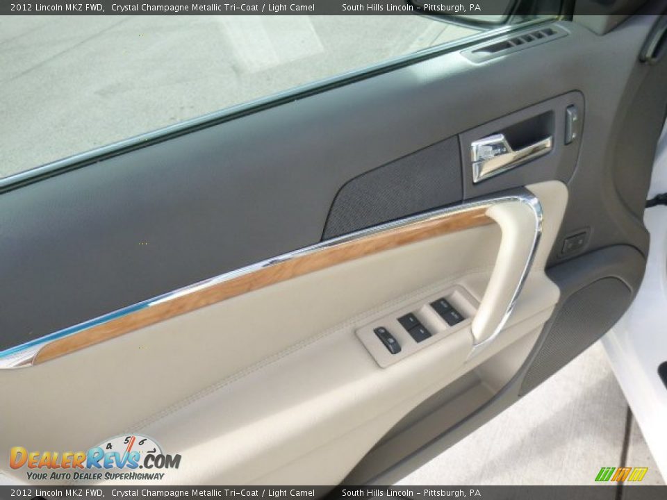 2012 Lincoln MKZ FWD Crystal Champagne Metallic Tri-Coat / Light Camel Photo #18