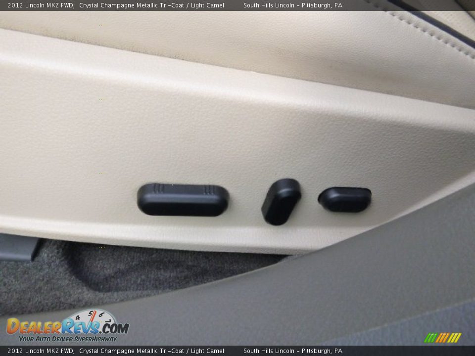 2012 Lincoln MKZ FWD Crystal Champagne Metallic Tri-Coat / Light Camel Photo #19