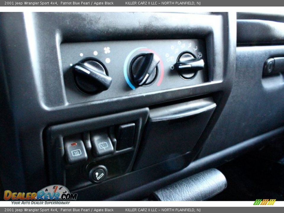 2001 Jeep Wrangler Sport 4x4 Patriot Blue Pearl / Agate Black Photo #18