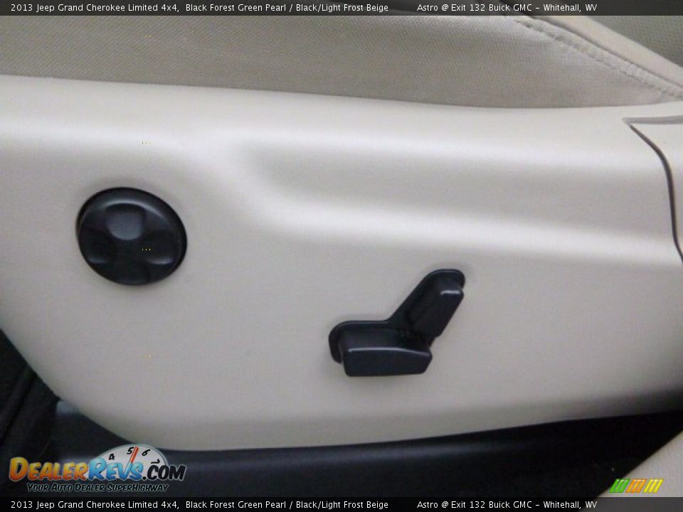 2013 Jeep Grand Cherokee Limited 4x4 Black Forest Green Pearl / Black/Light Frost Beige Photo #16