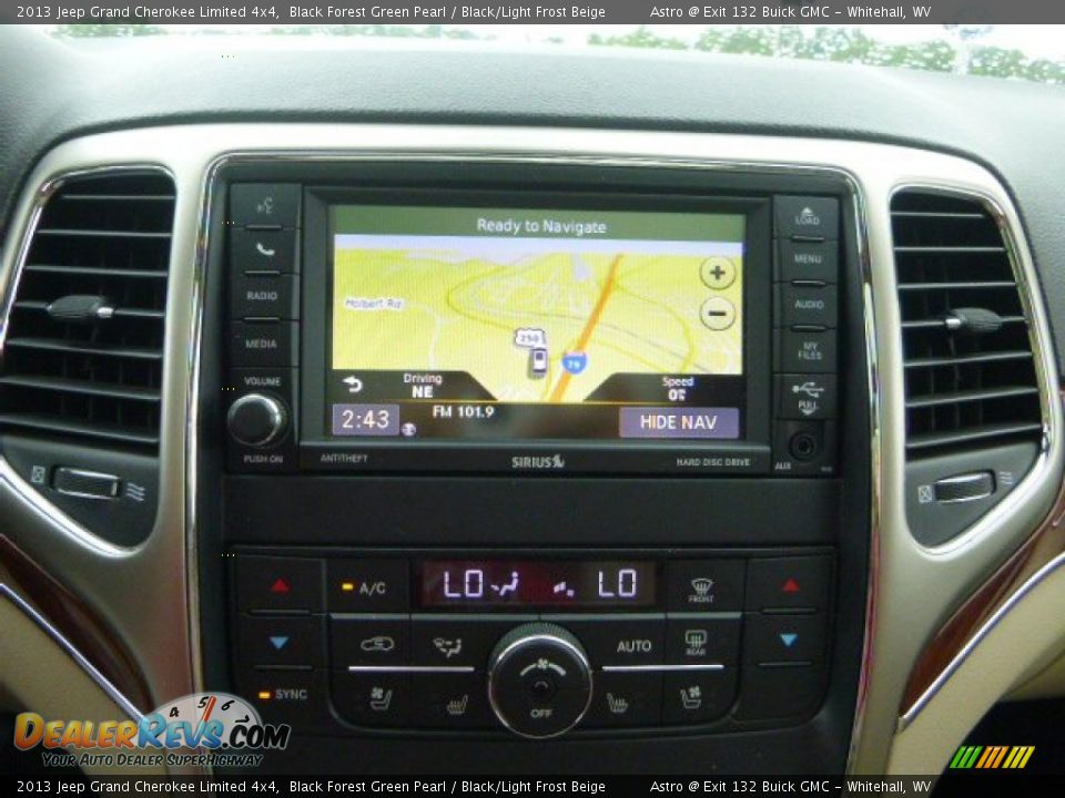 2013 Jeep Grand Cherokee Limited 4x4 Black Forest Green Pearl / Black/Light Frost Beige Photo #17