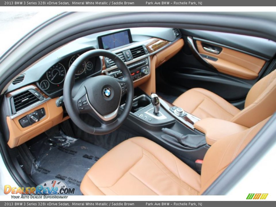 2013 BMW 3 Series 328i xDrive Sedan Mineral White Metallic / Saddle Brown Photo #10