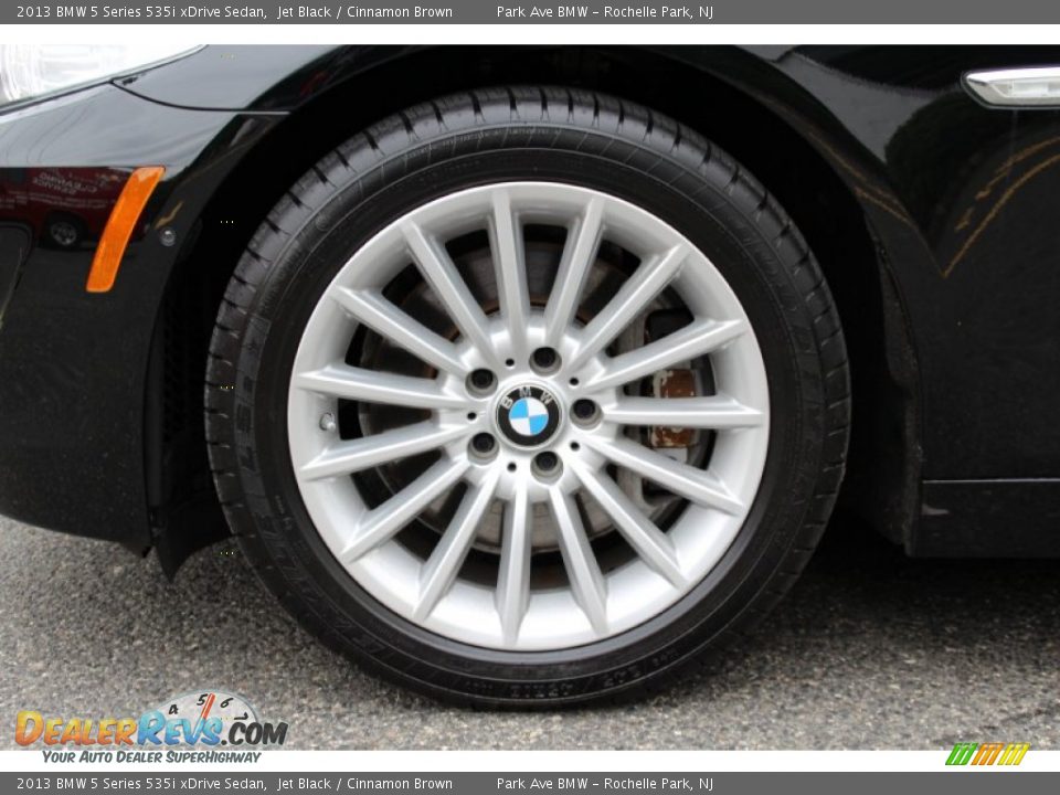 2013 BMW 5 Series 535i xDrive Sedan Jet Black / Cinnamon Brown Photo #32